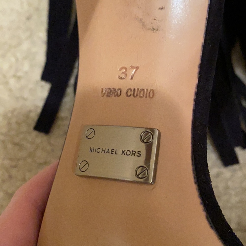 MICHAEL KORS “Daphne” Suede Fringe Trim Platform Sandals Heels - Picture 10 of 10